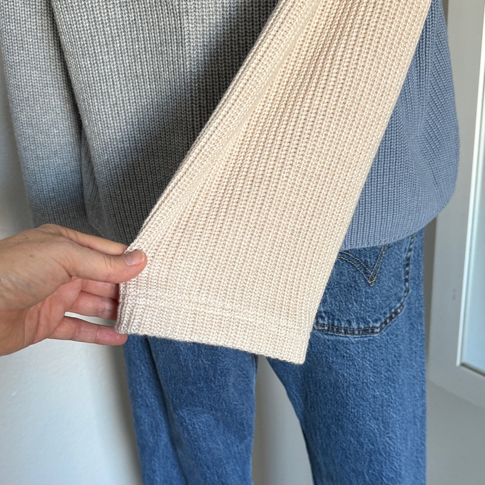 Mod Color Block Turtleneck Sweater - Picture 4 of 7